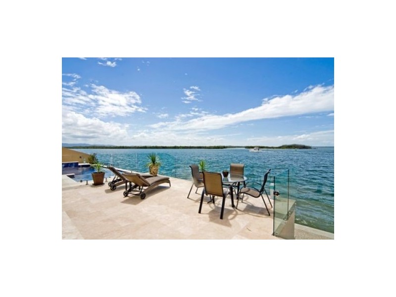 Paradise Point QLD 4216