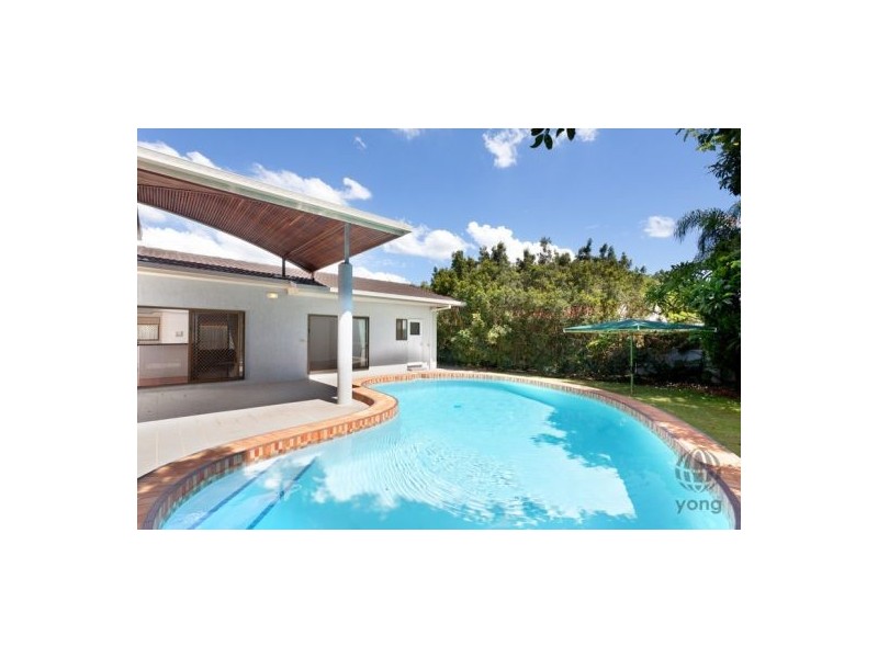 16 Angophora Street, Robertson QLD 4109