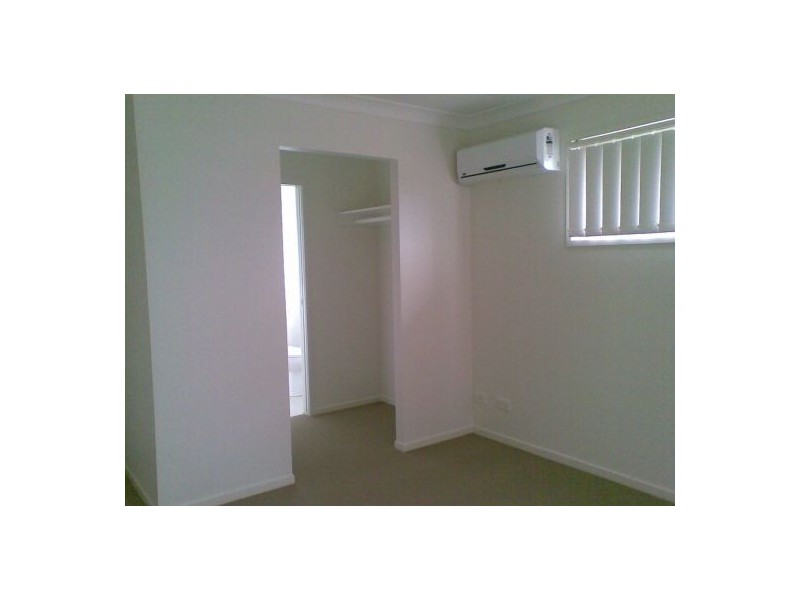 9 Serenity Ct, Crestmead QLD 4132