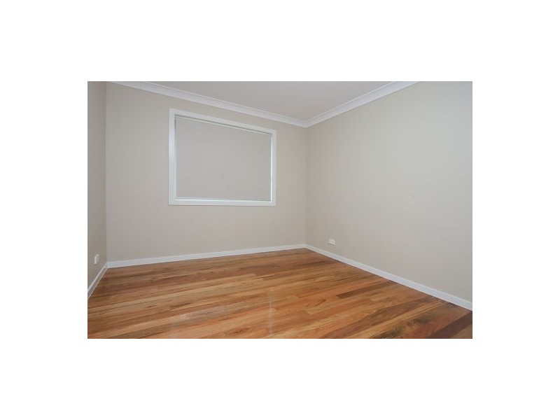 6 Denver Grove, Regents Park QLD 4118