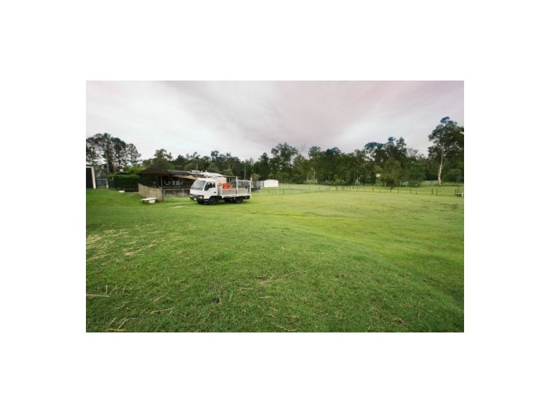 North Maclean QLD 4280