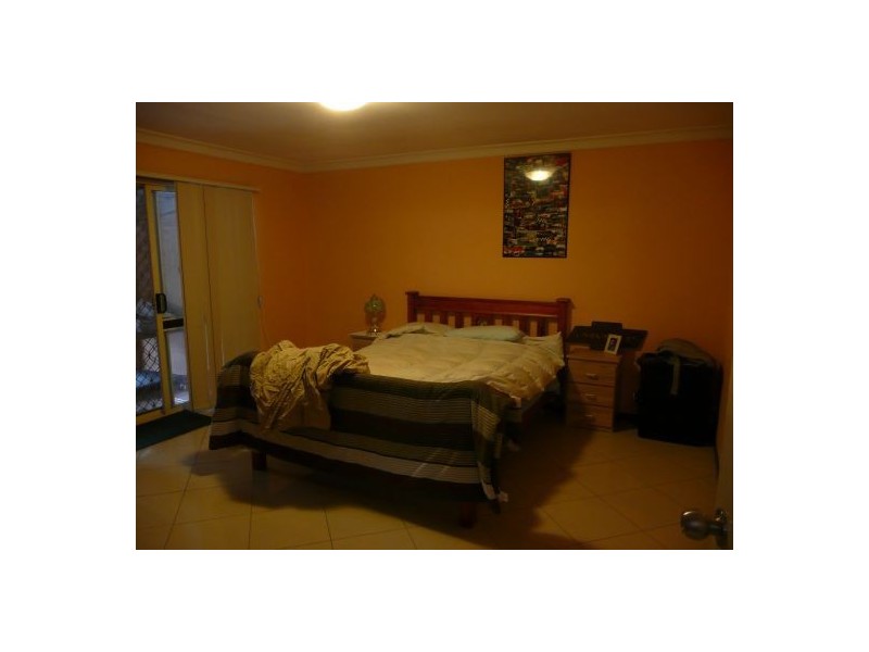 194 Emerald Drive, Regents Park QLD 4118