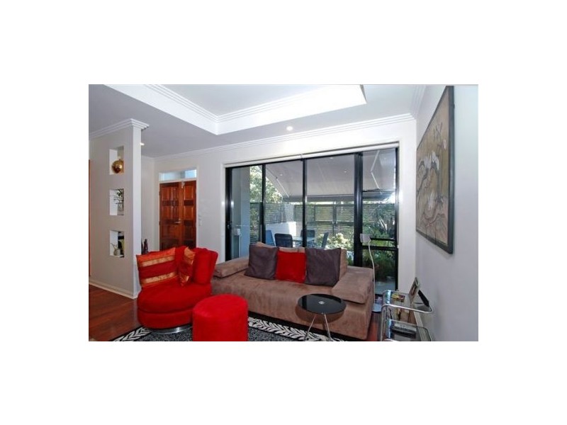 38 Foxton Street, Indooroopilly QLD 4068