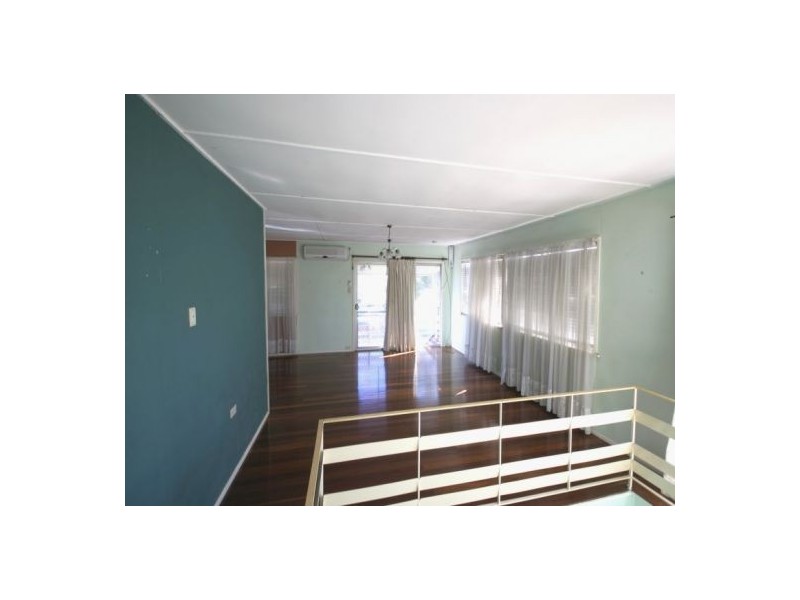 62 Bradman St, Sunnybank Hills QLD 4109