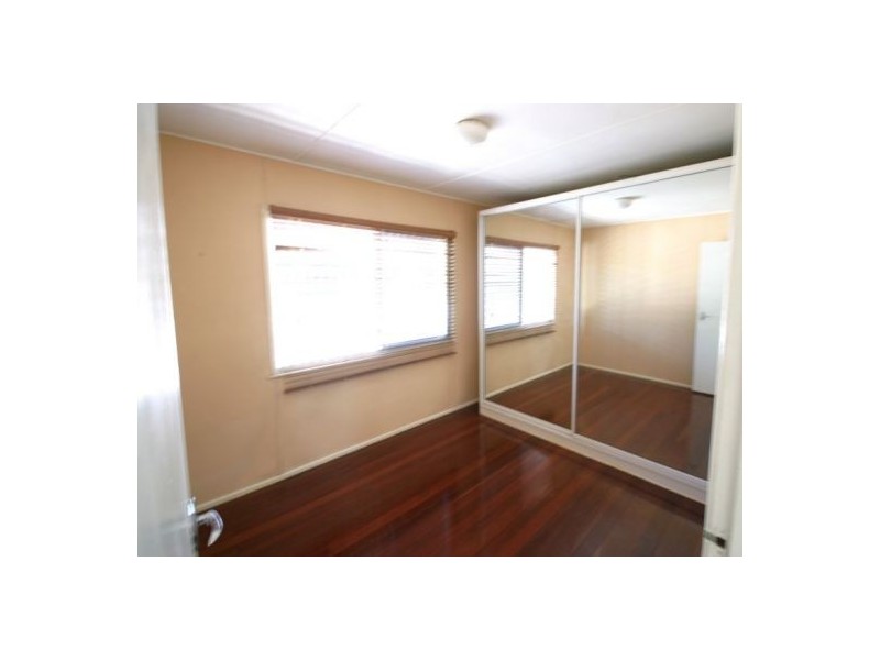 62 Bradman St, Sunnybank Hills QLD 4109