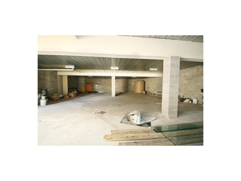 3034 The Boulevard, Benowa QLD 4217