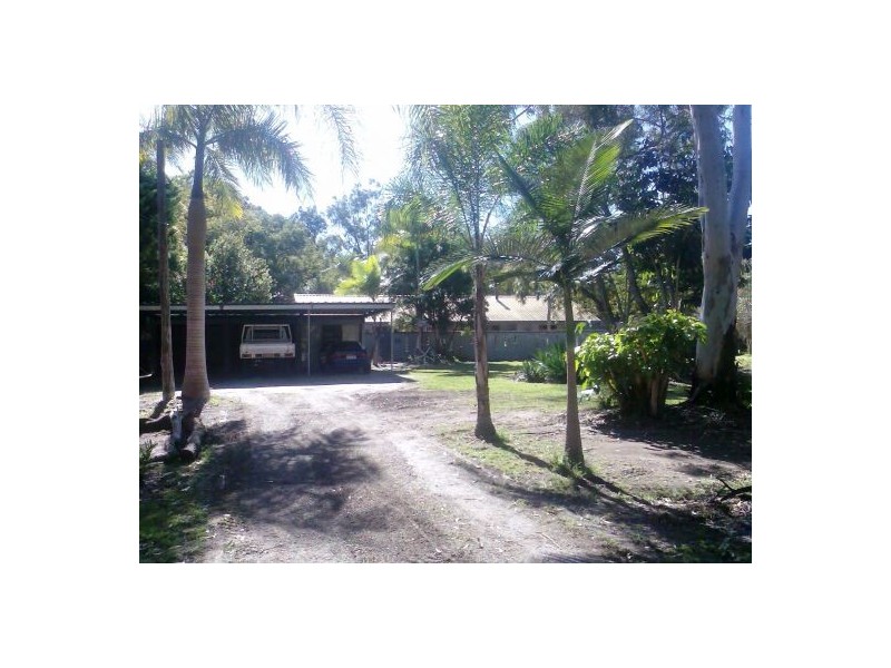 10-12 Pinelands St, Loganlea QLD 4131