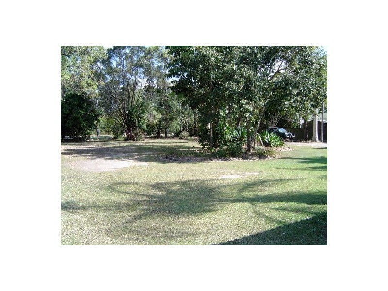 10-12 Pinelands St, Loganlea QLD 4131