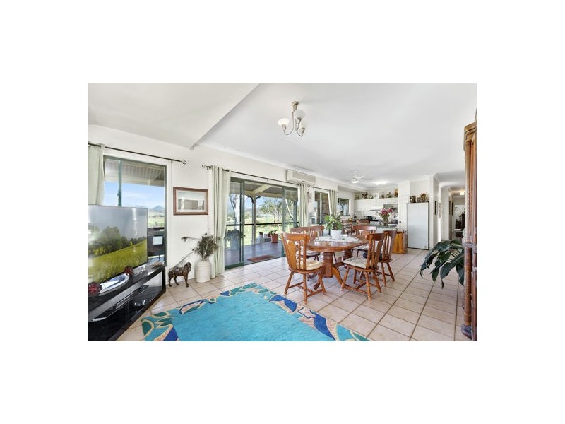 1293 Ripley Rd, South Ripley QLD 4306