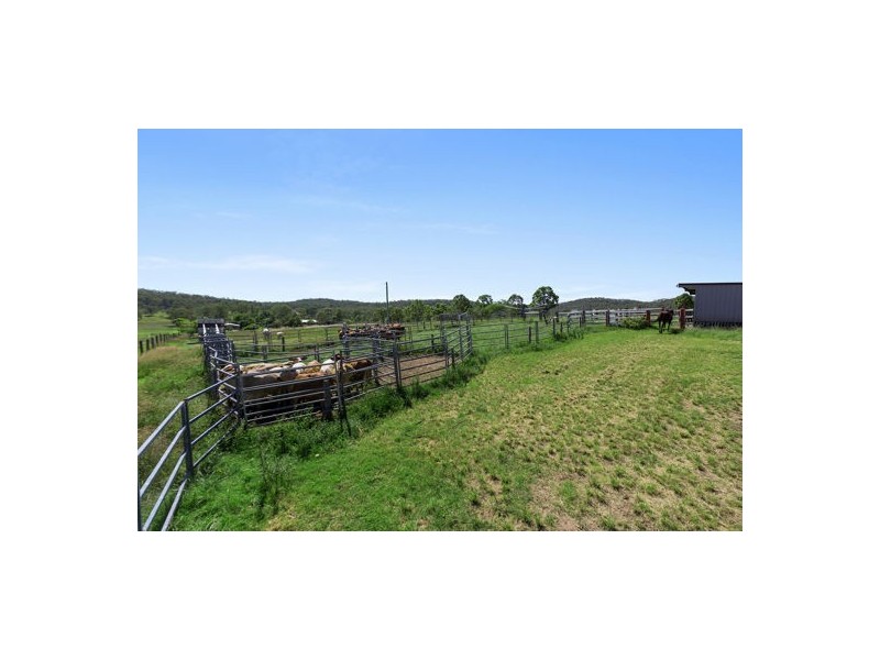 1293 Ripley Rd, South Ripley QLD 4306