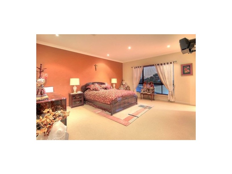 33 Cassia Pl, Stretton QLD 4116