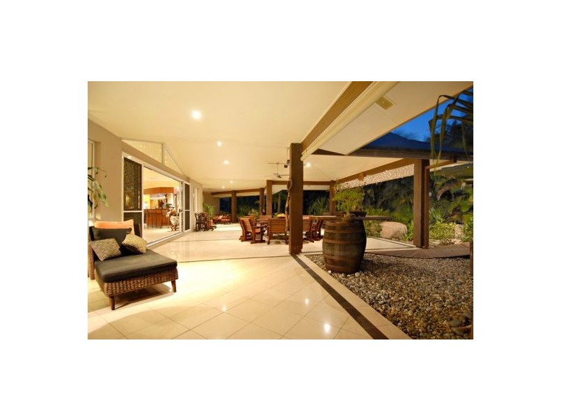 41 Peronne Pl, Brookfield QLD 4069