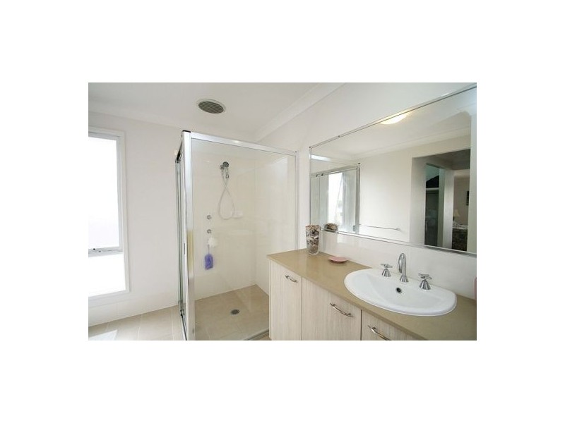 8 Langford Street, Eight Mile Plains QLD 4113