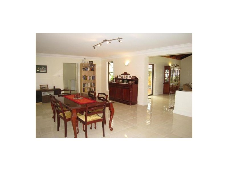 66 Fanfare St, Eight Mile Plains QLD 4113