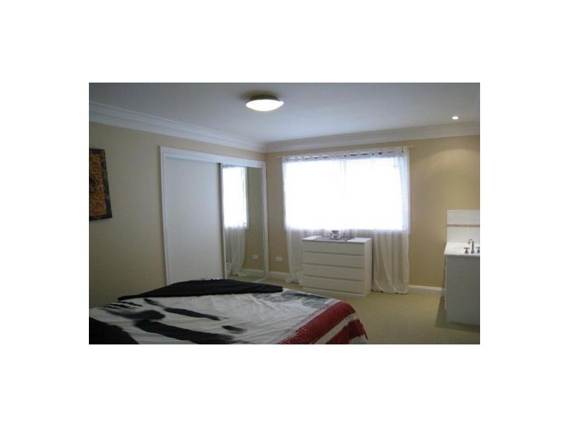 66 Fanfare St, Eight Mile Plains QLD 4113