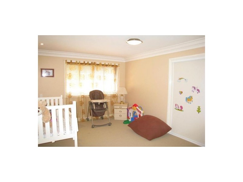 66 Fanfare St, Eight Mile Plains QLD 4113