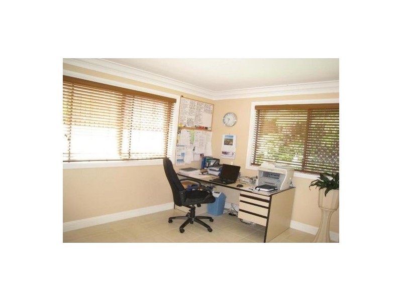 66 Fanfare St, Eight Mile Plains QLD 4113