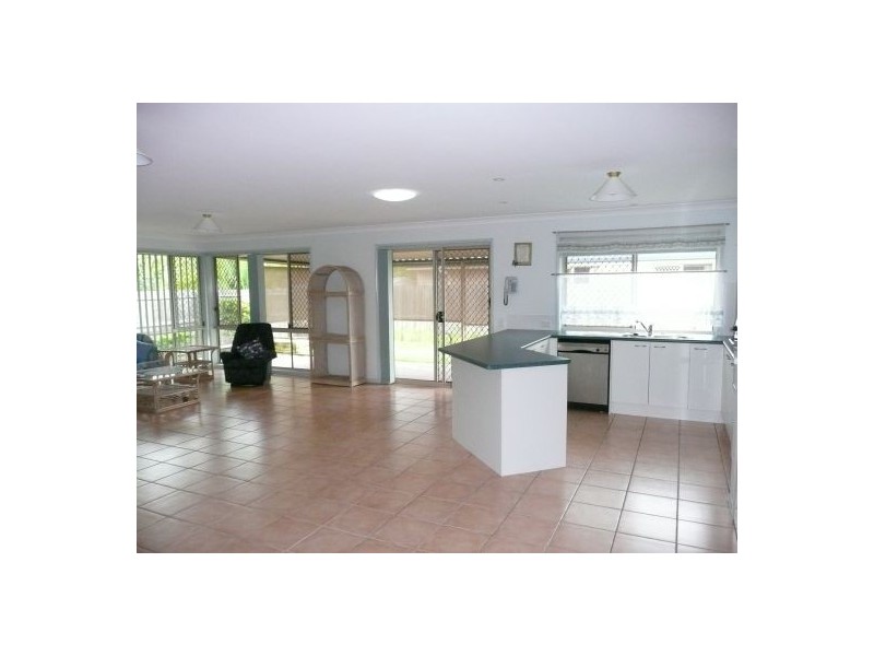 3 Lake Breeze Dr, Loganholme QLD 4129