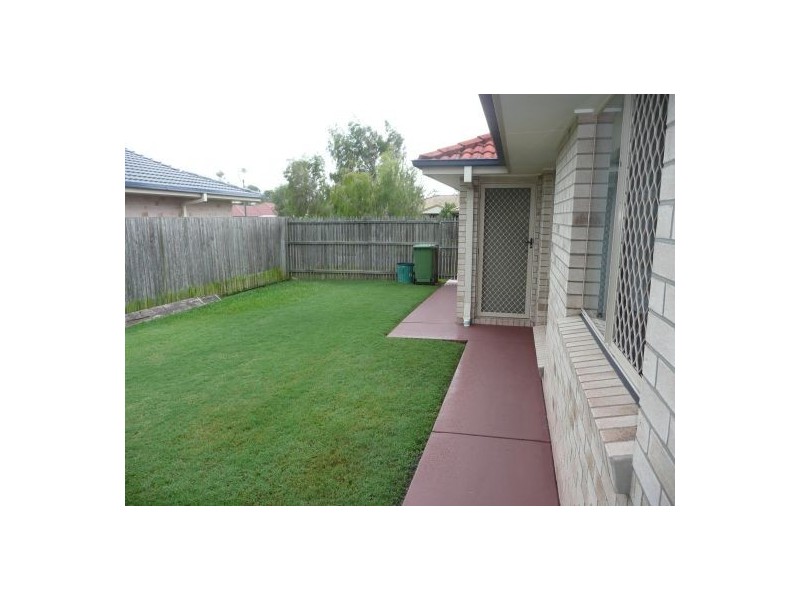 3 Lake Breeze Dr, Loganholme QLD 4129