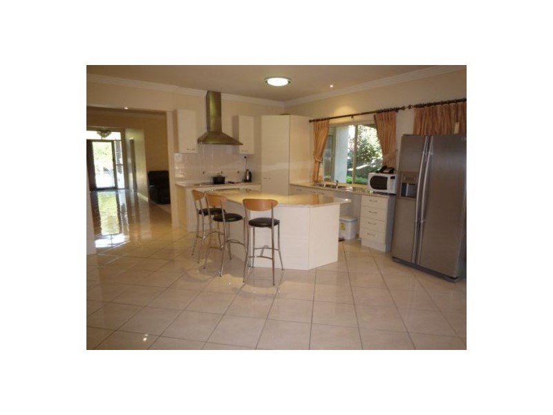 Stretton QLD 4116