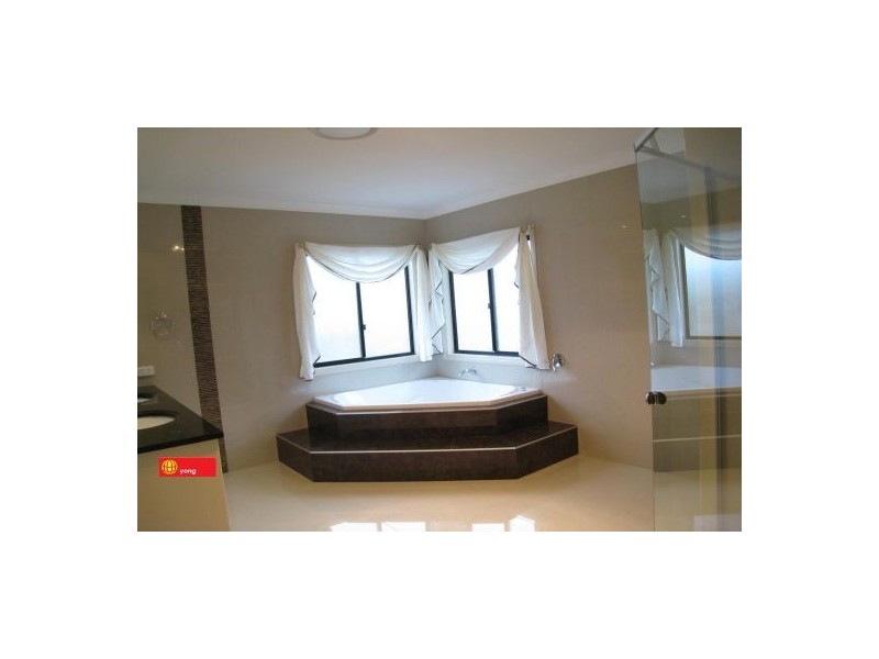 88 Alfred Cct, Calamvale QLD 4116