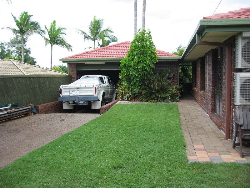 Regents Park QLD 4118