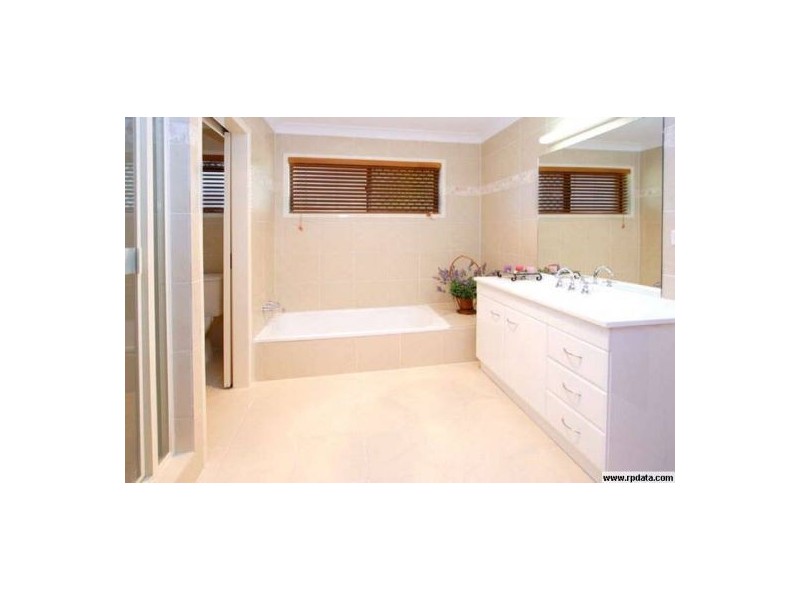 4 Krambruk St, Sunnybank QLD 4109