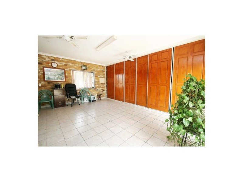 155 Green Rd, Park Ridge QLD 4125