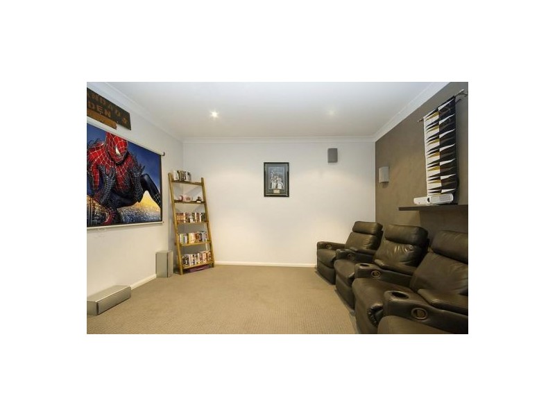 9 St Ives Cl, Drewvale QLD 4116