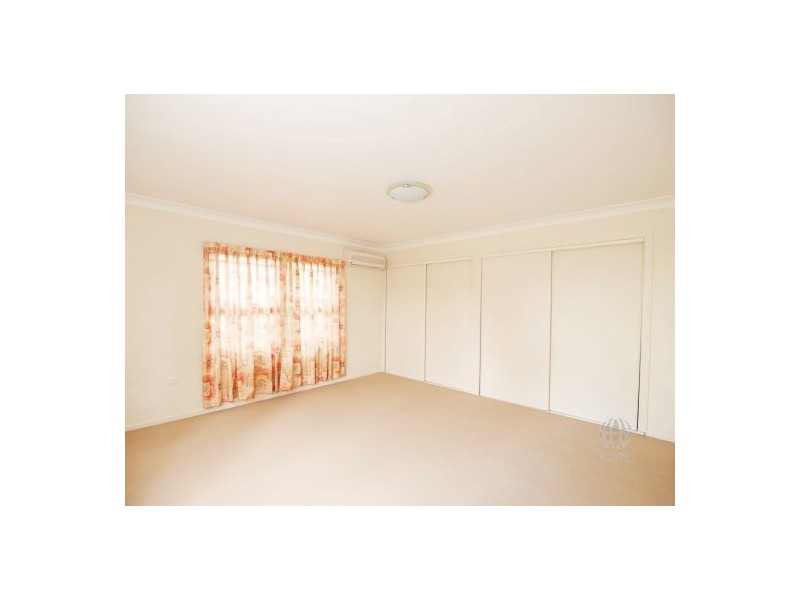 1  Ardargie Street, Sunnybank QLD 4109