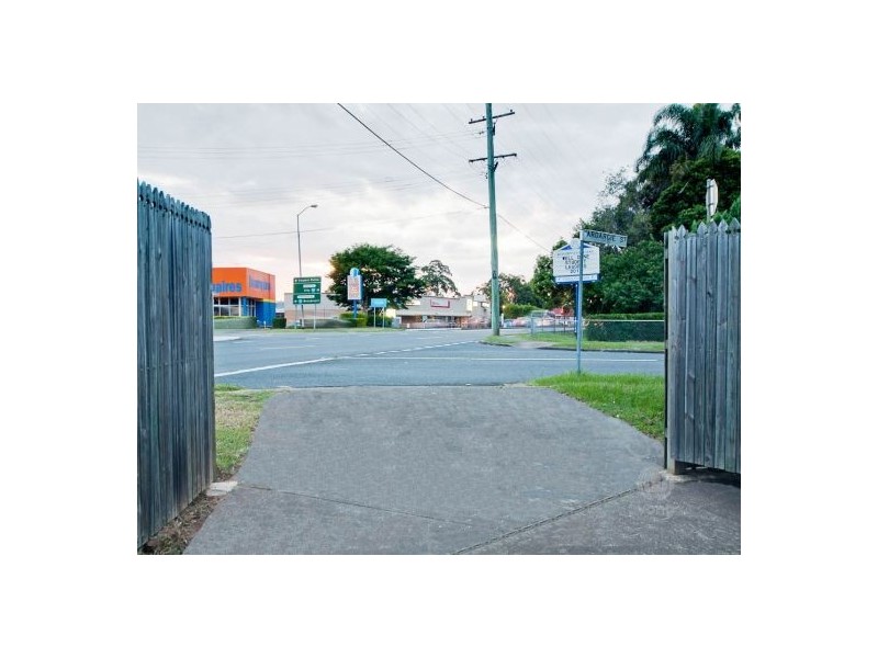 1  Ardargie Street, Sunnybank QLD 4109