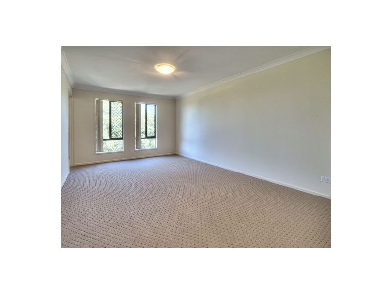 9 Grandchester St, Sunnybank Hills QLD 4109