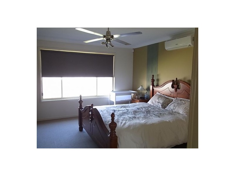 53 Larapinta Cct, Calamvale QLD 4116