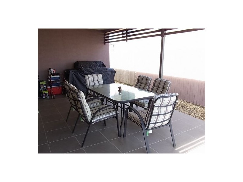 53 Larapinta Cct, Calamvale QLD 4116