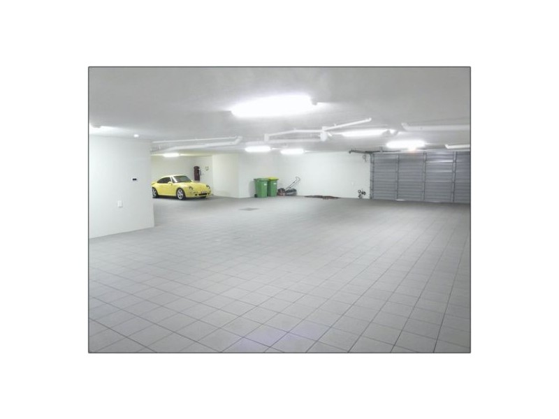 64 The Sovereign Miles, Paradise Point QLD 4216