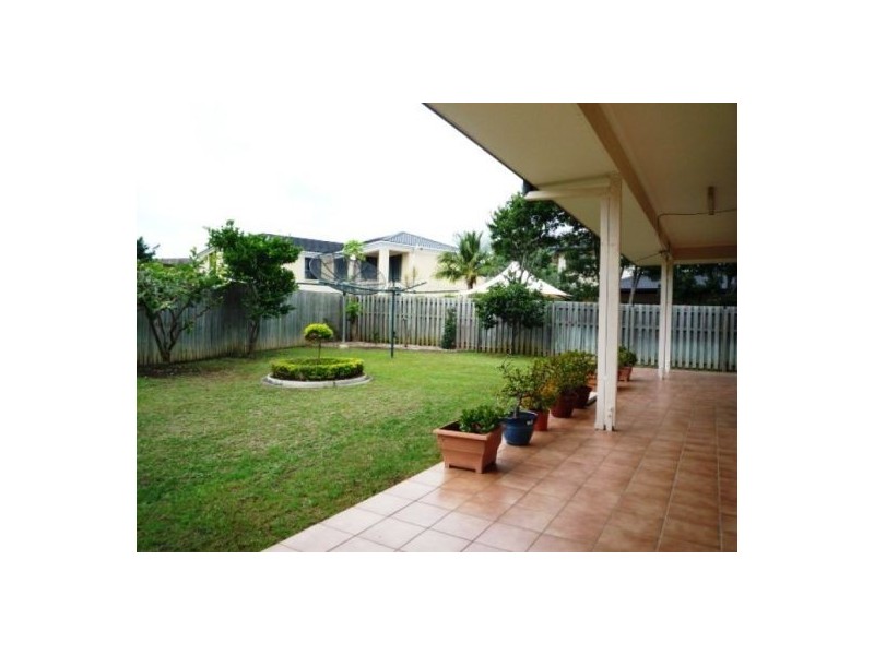 15 Edgeware Cl, Sunnybank Hills QLD 4109