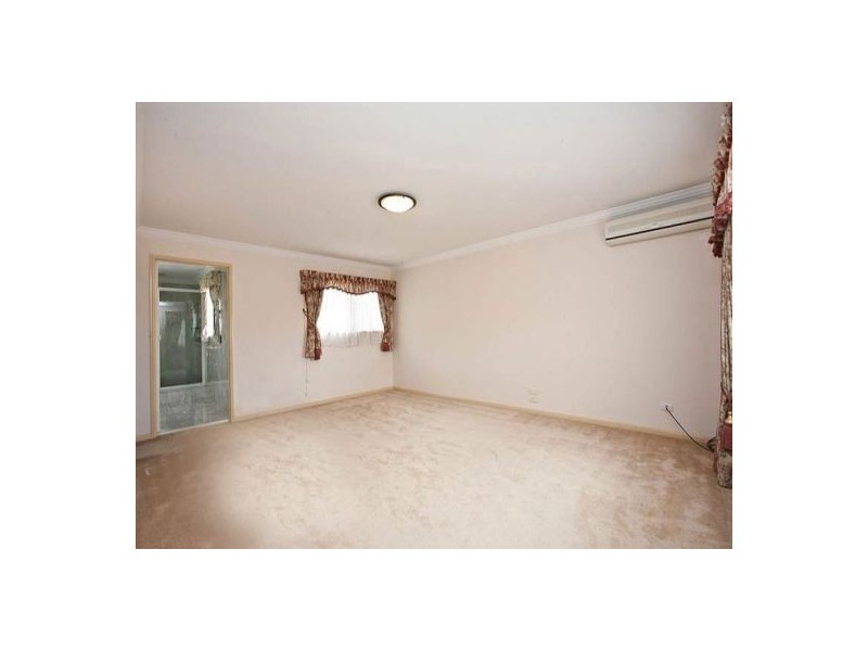 15 Edgeware Cl, Sunnybank Hills QLD 4109