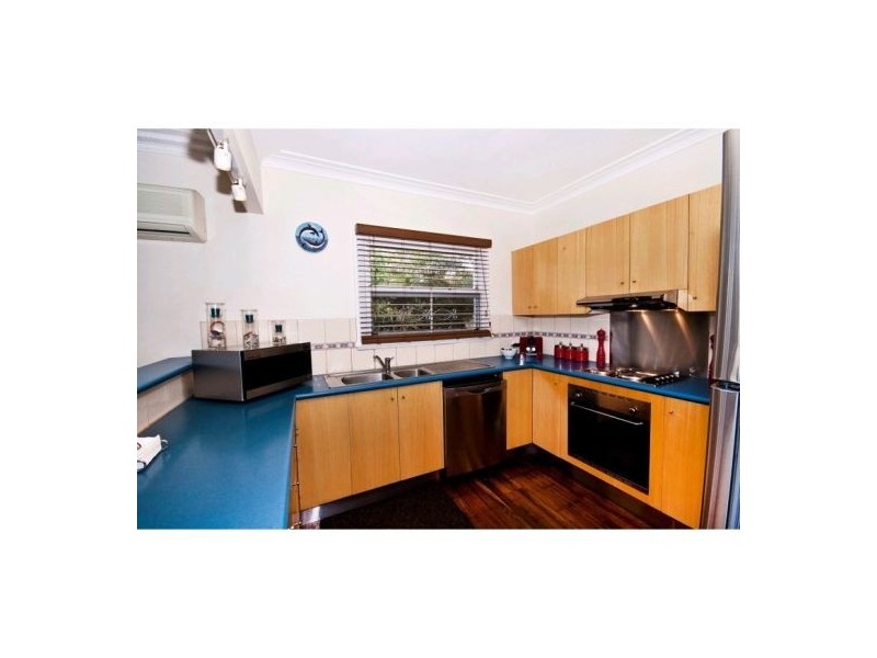 57 Central St, Labrador QLD 4215