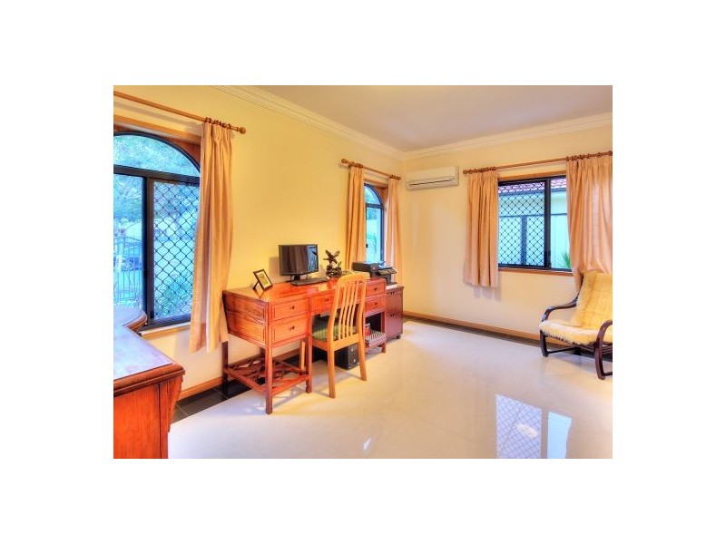 Eight Mile Plains QLD 4113