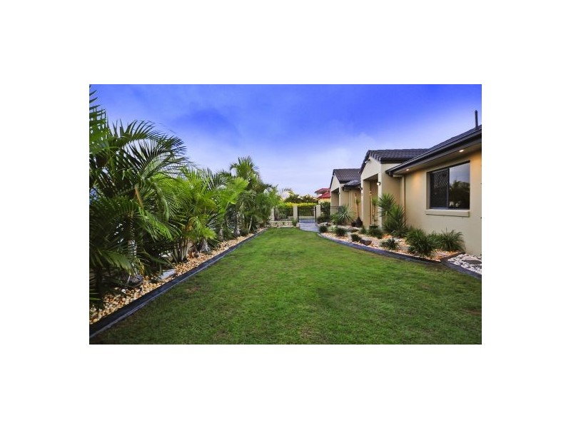 53 Juniper Cct, Stretton QLD 4116