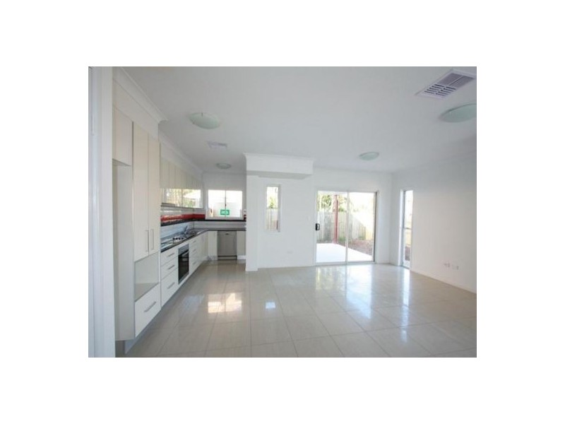 16 Lara St, Sunnybank QLD 4109