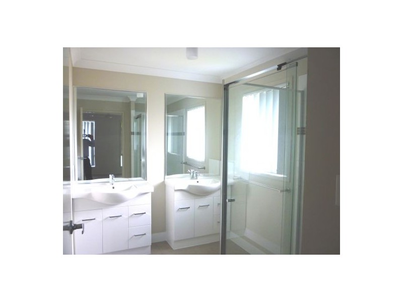 170 Barrack Street, Cannon Hill QLD 4170