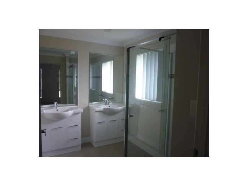 170 Barrack Street, Cannon Hill QLD 4170