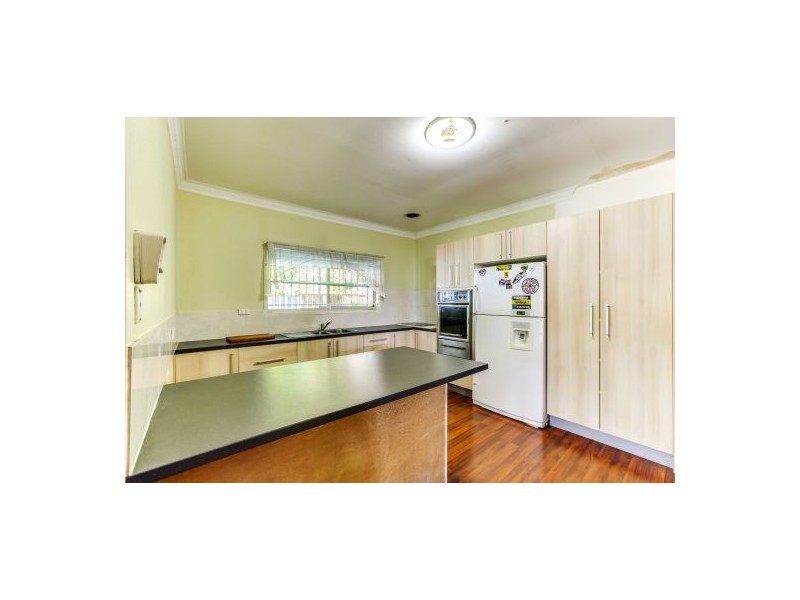 2469 Logan Road, Eight Mile Plains QLD 4113