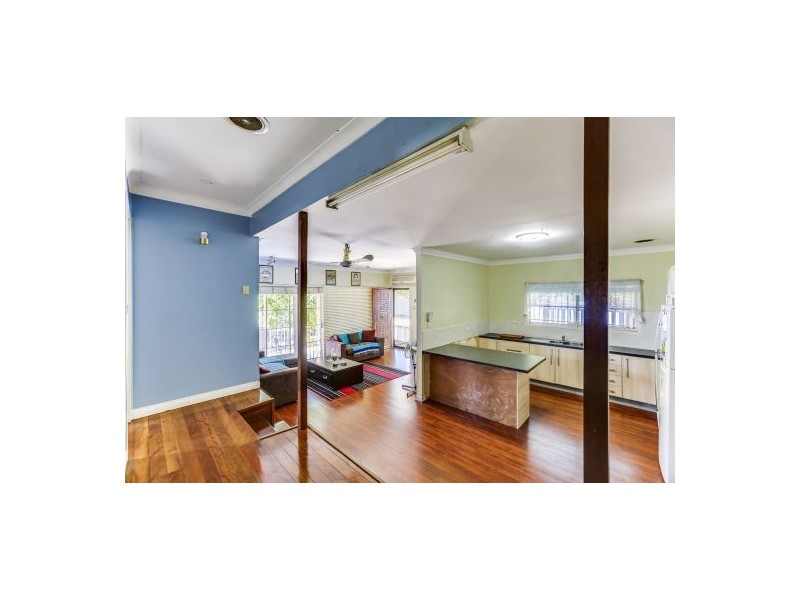 2469 Logan Road, Eight Mile Plains QLD 4113