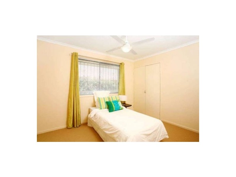 2.  Sieben St, Wishart QLD 4122
