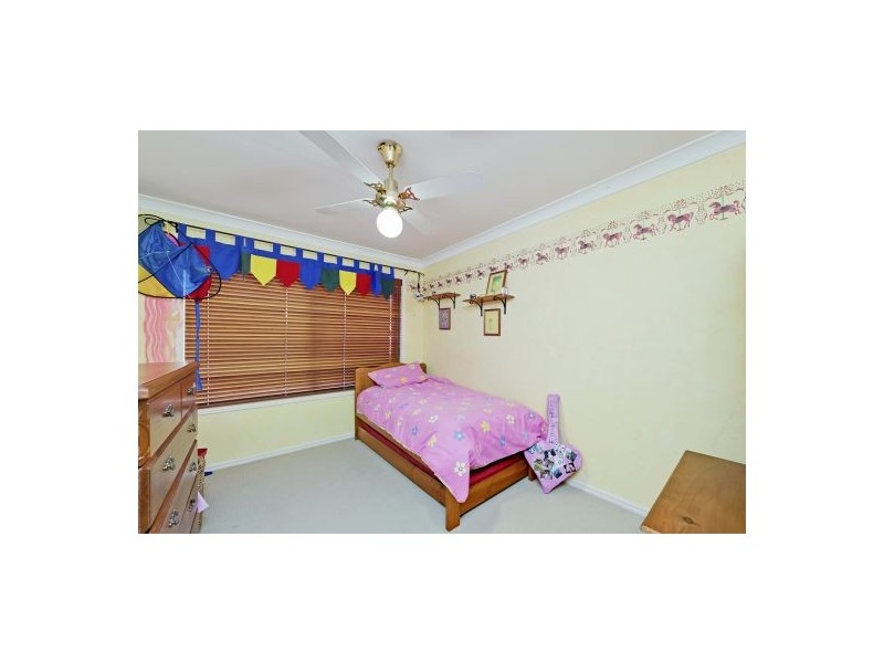 9 Spring Cl, Calamvale QLD 4116