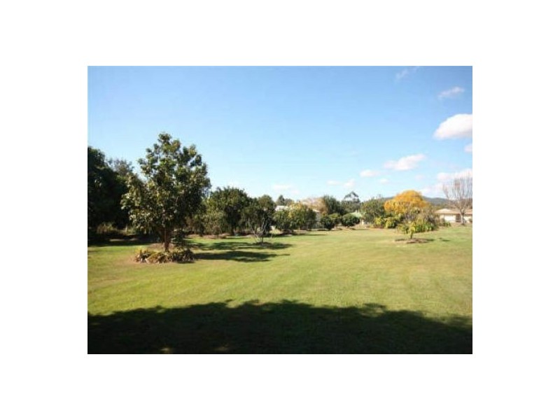 7 Leah Dr, Belivah QLD 4207