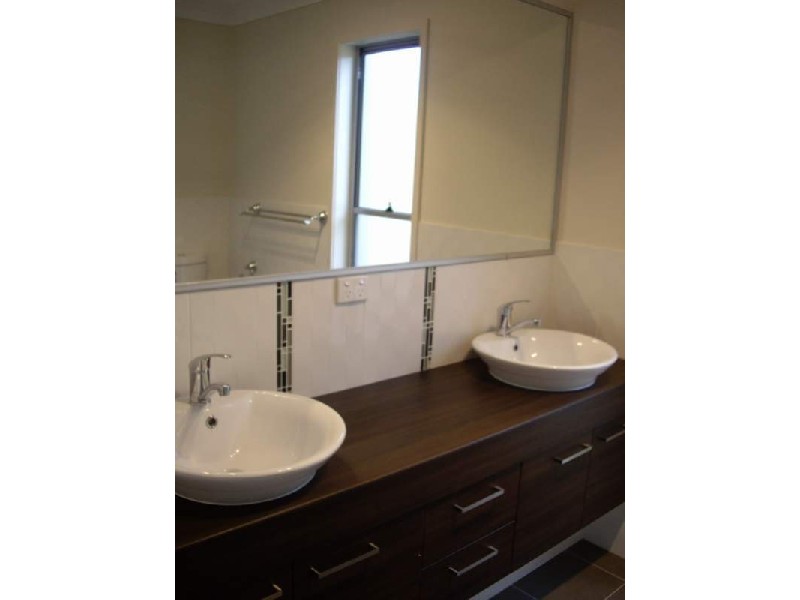 Calamvale QLD 4116