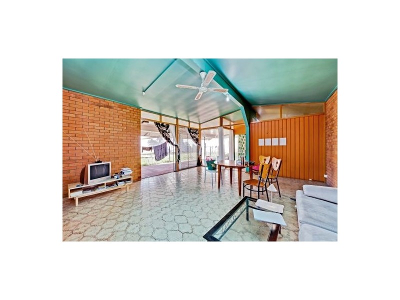 6 Albyn Rd, Sunnybank QLD 4109